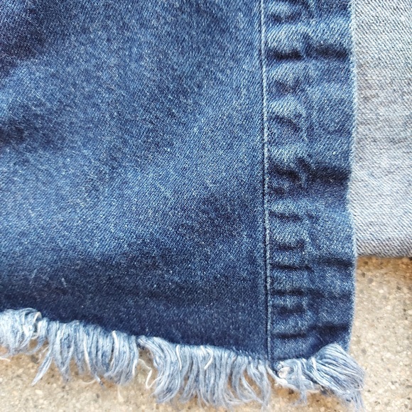 Denim Frayed Top ( oversized ) - Picture 2 of 7
